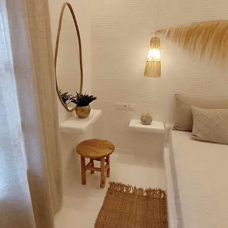 Evdion Naxos Town * Naxos City