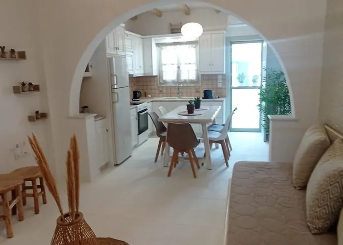 Evdion Naxos Town Apartment *